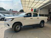 Toyota Hilux 2019 4p Doble Cabina Base L4/2.7 Man  IMG_9205