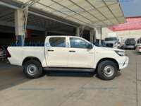 Toyota Hilux 2019 4p Doble Cabina Base L4/2.7 Man  IMG_9201