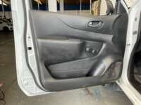 Nissan NP300 Pick Up 2020 2p L4/2.4 Man A/C 2020 Nissan NP300 Pick Up Venta Interiores 13