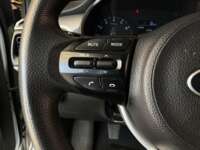Kia Rio 2020 4p LX L4/1.6 Man  2020 Kia Rio Venta Interiores 6