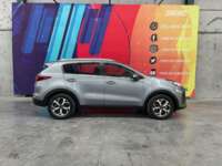 Kia Sportage 2021 5p LX L4/2.0 Aut    2021 Kia Sportage Venta Exteriores 4