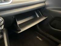Kia Rio 2020 4p Sedán L L4/1.6 Aut    2020 Kia Rio Venta Interiores 17