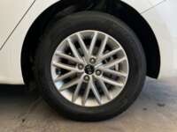 Kia Rio 2020 4p Sedán L L4/1.6 Aut    2020 Kia Rio Venta Llantas 4