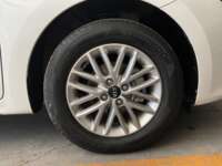 Kia Rio 2020 4p Sedán L L4/1.6 Aut    2020 Kia Rio Venta Llantas 10