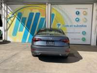 Volkswagen Jetta 2020 4p Trendline L4/1.4/T Tiptronic 2020 Volkswagen Jetta Venta Exteriores 6