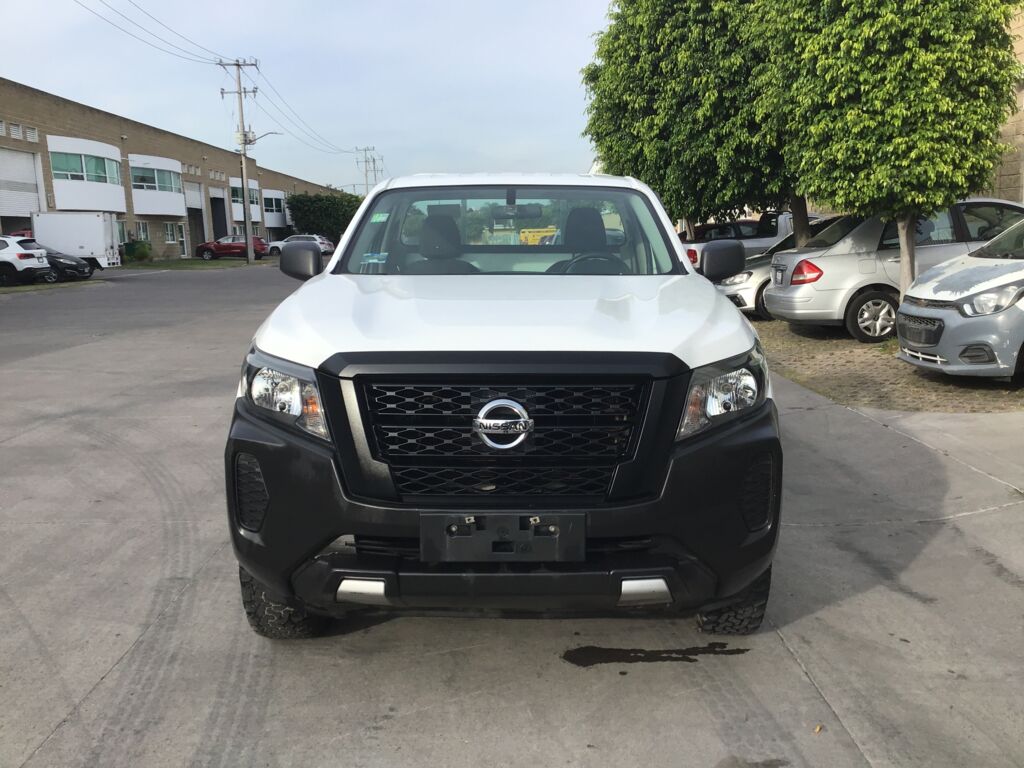 Nissan NP300 Pick Up 2021 2p L4/2.5 Man A/A 2021 Nissan NP300 Pick Up Venta Exteriores 2