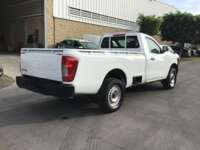 Nissan NP300 Pick Up 2021 2p L4/2.5 Man A/A 2021 Nissan NP300 Pick Up Venta Exteriores 5