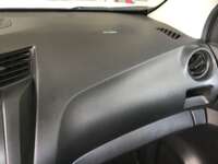 Nissan NP300 Pick Up 2021 2p L4/2.5 Man A/A 2021 Nissan NP300 Pick Up Venta Interiores 9