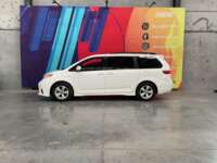 Toyota Sienna 2019 5p LE V6/3.5 Aut 2019 Toyota Sienna Venta Exteriores 8
