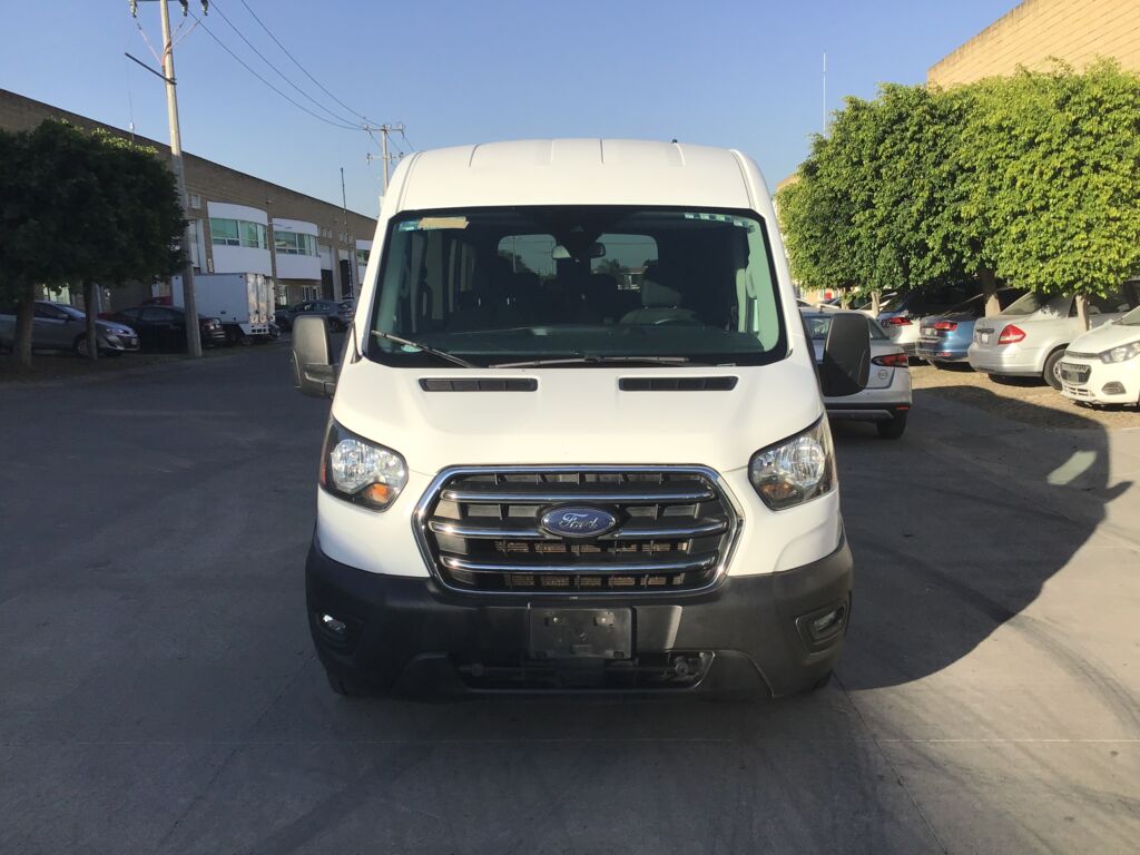 Ford Transit Pasajeros 2020 5p 410L Bus V6/3.7 Aut 15/Pas  2020 Ford Transit Pasajeros Venta Exteriores 2