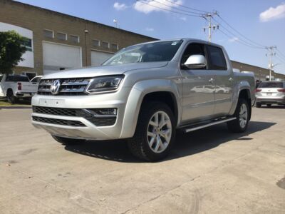 Volkswagen Amarok 2020 4p Highline L4/2.0/TDI 4Mont Aut