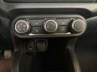 Nissan Versa 2022 4p Sense L4/1.6 Man 2022 Nissan Versa Venta Interiores 8