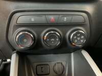 Chevrolet Onix 2022 4p Premier L3/1.2/T Aut  2022 Chevrolet Onix Venta Interiores 10