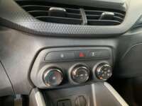 Chevrolet Onix 2022 4p Premier L3/1.2/T Aut  2022 Chevrolet Onix Venta Interiores 9