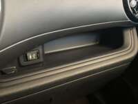 Toyota Prius 2021 5p Prius C L4/1.5 Aut 2021 Toyota Prius Venta Interiores 17