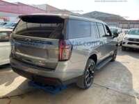 Chevrolet Suburban 2023 RST V8 4x4 T/A 10 R22 IMG_4996