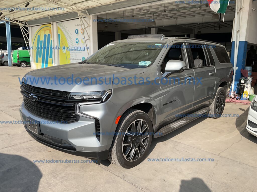 Chevrolet Suburban 2023 RST V8 4x4 T/A 10 R22 IMG_5055