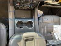 Chevrolet Suburban 2023 RST V8 4x4 T/A 10 R22 IMG_5029