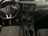 Volkswagen Jetta 2020 4p Trendline L4/1.4/T Tiptronic 2020 Volkswagen Jetta Venta Interiores 4
