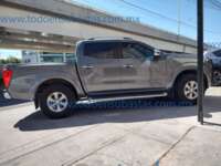 Nissan NP300 Frontier 2018 4p LE L4/2.5 Man 2018 Nissan NP300 Frontier Ingreso Exteriores 3