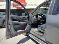 Nissan NP300 Frontier 2018 4p LE L4/2.5 Man 2018 Nissan NP300 Frontier Ingreso Interiores 0
