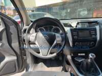 Nissan NP300 Frontier 2018 4p LE L4/2.5 Man 2018 Nissan NP300 Frontier Ingreso Interiores 2