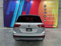 Volkswagen Tiguan 2021 5p Comfortline L4/1.4/T DSG 7/Pas   2021 Volkswagen Tiguan Venta Exteriores 6