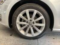 Volkswagen Golf 2017 5p Comfortline Sport L4/1.4/T DSG 2017 Volkswagen Golf Venta Llantas 1