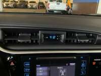 Toyota Corolla 2018 4p SE L4/1.8 CVT  2018 Toyota Corolla Venta Interiores 8