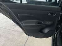 Nissan Versa 2020 4p Advance L4/1.6 CVT    2020 Nissan Versa Venta Interiores 18