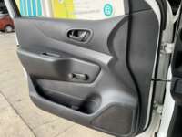 Nissan NP300 2020 Chasis Cabina Tm Dh Paq.  Seg. 6 Vel A/C 2020 Nissan NP300 Venta Interiores 13