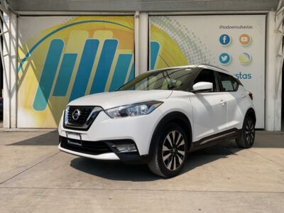 Nissan Kicks 2018  5p Advance L4/1.6 Aut
