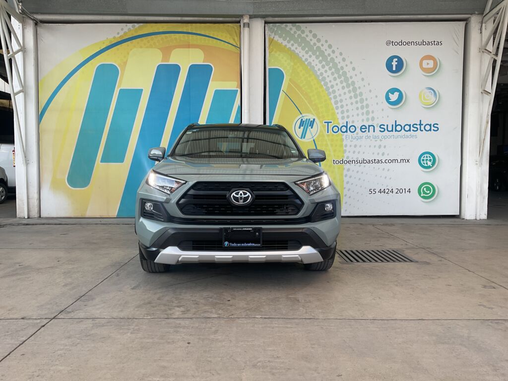 Toyota RAV4 2020 5p Adventure L4/2.5 ECT-i AWD 2020 Toyota RAV4 Venta Exteriores 2