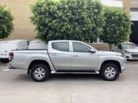 Mitsubishi L200 2022 4p GLX Doble Cabina L4/2.5/T Diesel Man 4X4 2022 Mitsubishi L200 Venta Exteriores 4