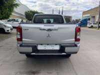 Mitsubishi L200 2022 4p GLX Doble Cabina L4/2.5/T Diesel Man 4X4 2022 Mitsubishi L200 Venta Exteriores 6