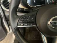 Nissan Versa 2022 4p Advance L4/1.6 CVT    2022 Nissan Versa Venta Interiores 5