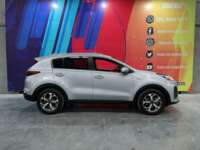 Kia Sportage 2021 5p LX L4/2.0 Aut    2021 Kia Sportage Venta Exteriores 8