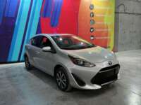 Toyota Prius 2018 5p C Híbrido L4/1.5 Aut 2018 Toyota Prius Venta Exteriores 3