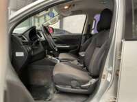 Mitsubishi L200 2022 4p GLS Doble Cabina L4/2.5/T Diesel Man 4X4 2022 Mitsubishi L200 Venta Interiores 15