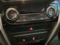Mitsubishi L200 2022 4p GLS Doble Cabina L4/2.5/T Diesel Man 4X4 2022 Mitsubishi L200 Venta Interiores 9