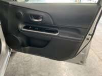 Toyota Prius 2018 5p C Híbrido L4/1.5 Aut 2018 Toyota Prius Venta Interiores 17