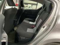 Toyota Prius 2018 5p C Híbrido L4/1.5 Aut 2018 Toyota Prius Venta Interiores 18