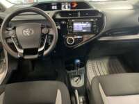 Toyota Prius 2018 5p C Híbrido L4/1.5 Aut 2018 Toyota Prius Venta Interiores 4