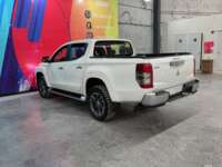 Mitsubishi L200 2022 4p GLS Doble Cabina L4/2.5/T Diesel Man 4X4 2022 Mitsubishi L200 Venta Exteriores 5