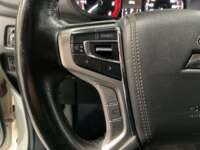 Mitsubishi L200 2022 4p GLS Doble Cabina L4/2.5/T Diesel Man 4X4 2022 Mitsubishi L200 Venta Interiores 5