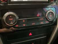 Mitsubishi L200 2022 4p GLS Doble Cabina L4/2.5/T Diesel Man 4X4 2022 Mitsubishi L200 Venta Interiores 9