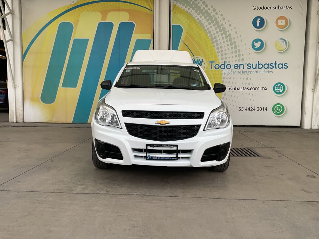 Chevrolet Tornado 2020 2p LS L4/1.8 Man    2020 Chevrolet Tornado Venta Exteriores 2