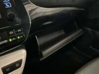 Toyota Prius 2017 5p Base Hibrido L4/1.8 Aut 2017 Toyota Prius Venta Interiores 15