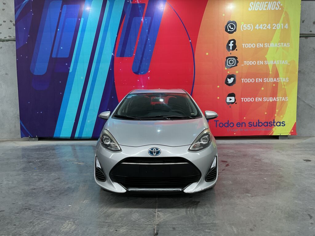 Toyota Prius 2018 5p Base Hibrido L4/1.8 Aut. 2018 Toyota Prius Venta Exteriores 2