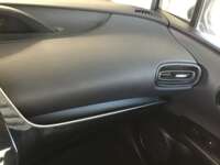 Toyota Prius 2017 5p Base Hibrido L4/1.8 Aut 2017 Toyota Prius Venta Interiores 10